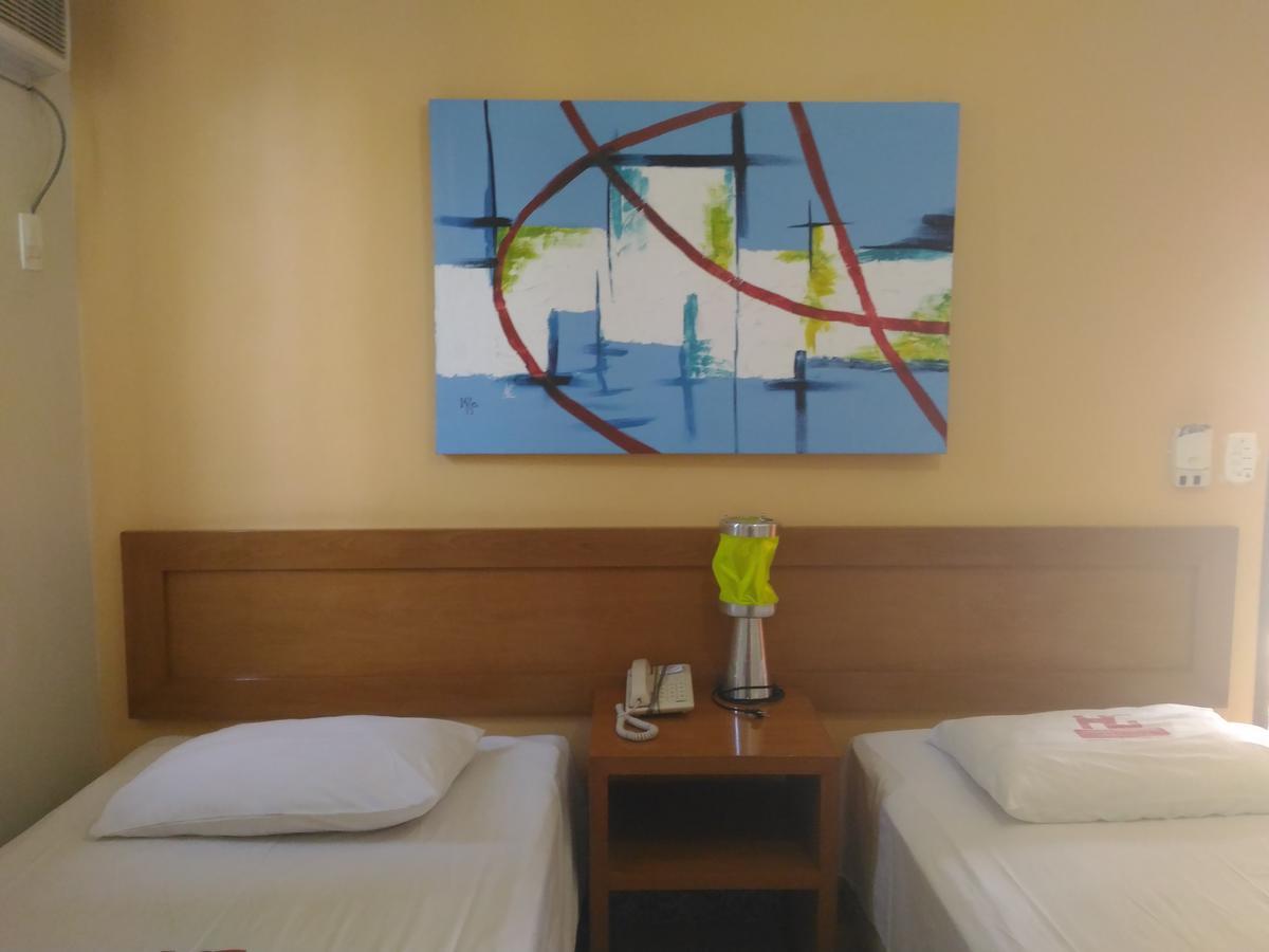 Chonim de Baixo Hotel Pinheiros מראה חיצוני תמונה