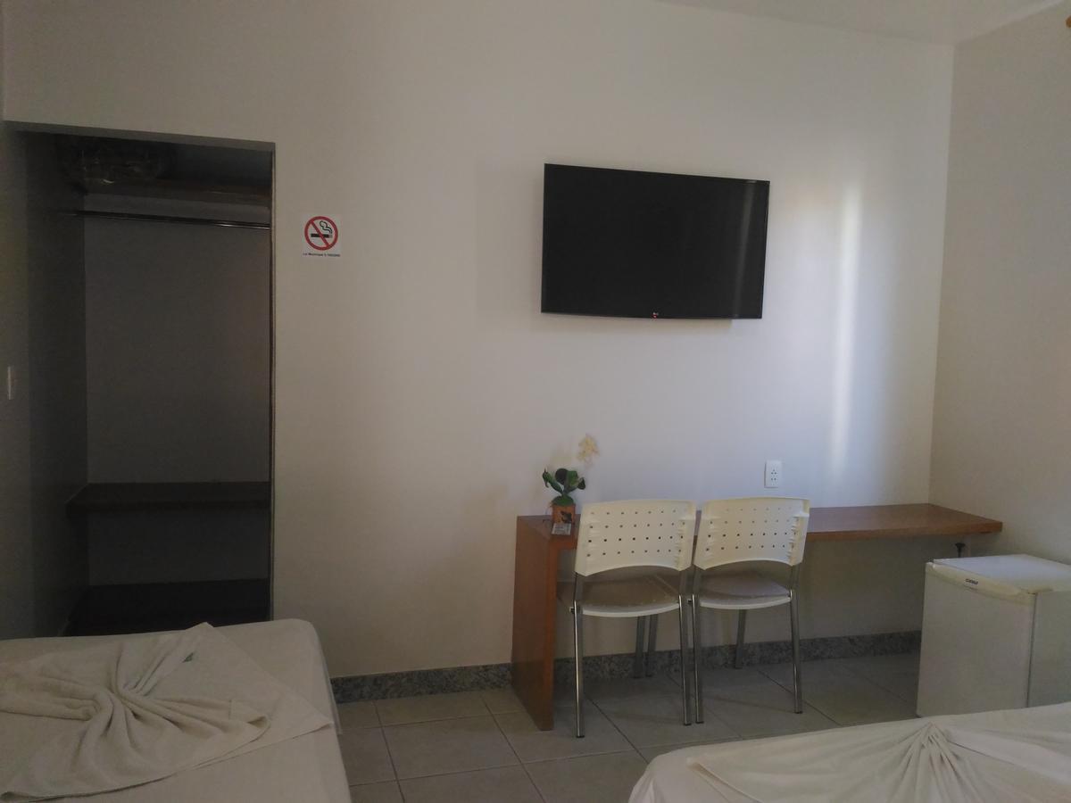 Chonim de Baixo Hotel Pinheiros מראה חיצוני תמונה